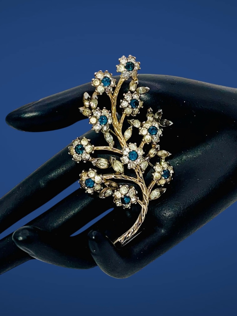 Exquisite Vtg Signed JOMAZ Joseph Mazer Floral Rhinestone Brooch 1950s Estate